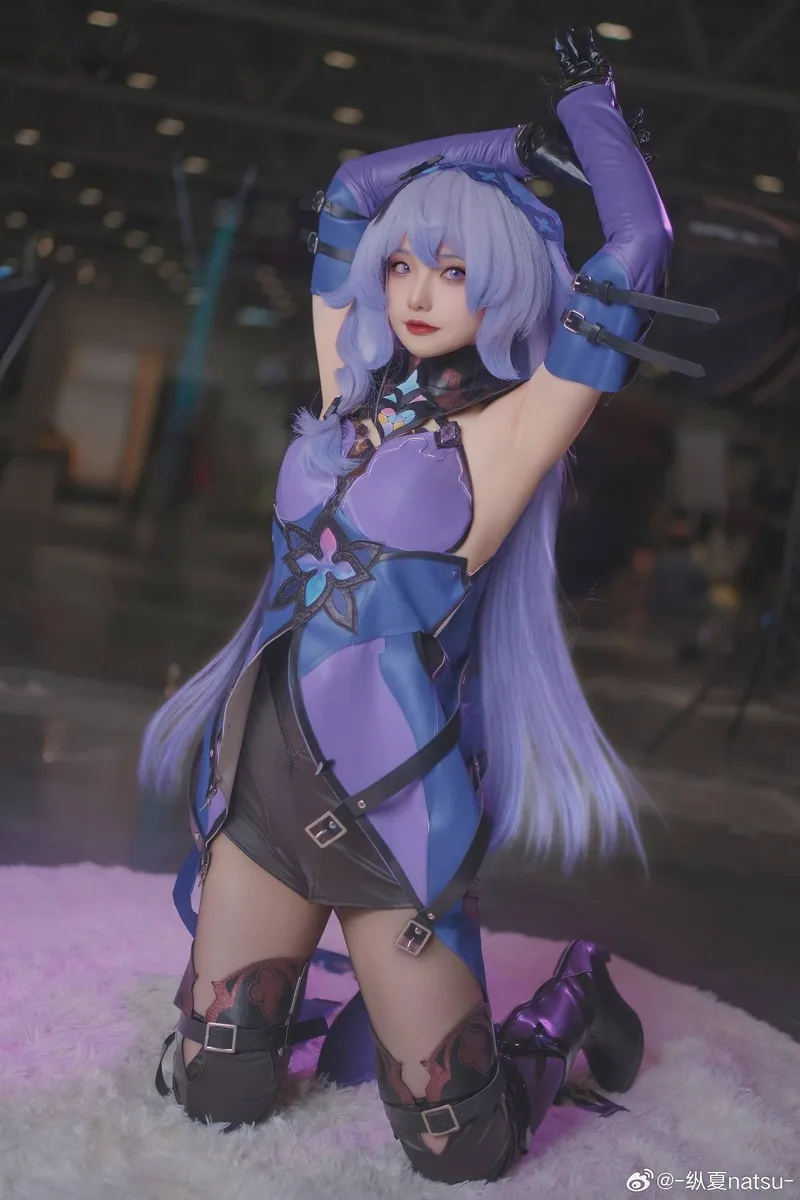 《崩坏星穹铁道》黑天鹅COS展示