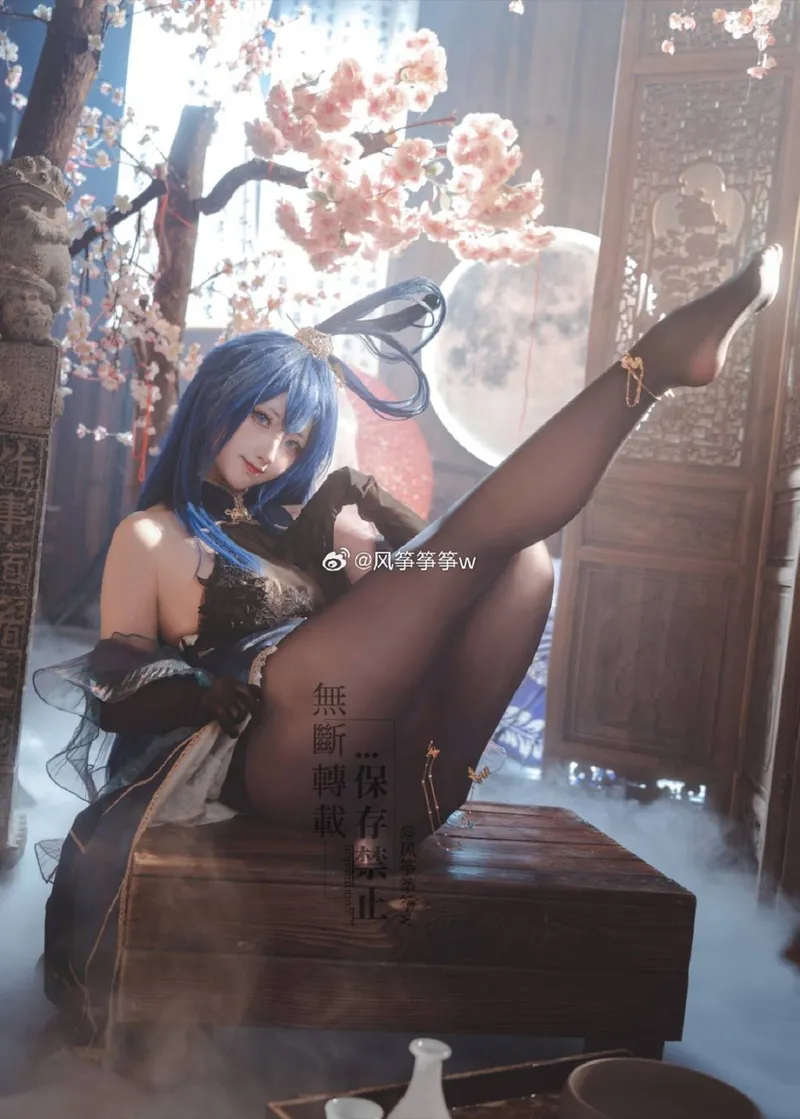 《碧蓝航线》花园Cosplay展示