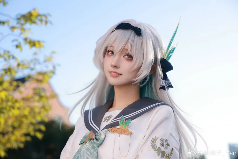 《崩坏星穹铁道》流萤cosplay-春日来信美图赏析