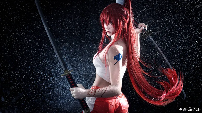 《妖精的尾巴》艾露莎Cosplay展示