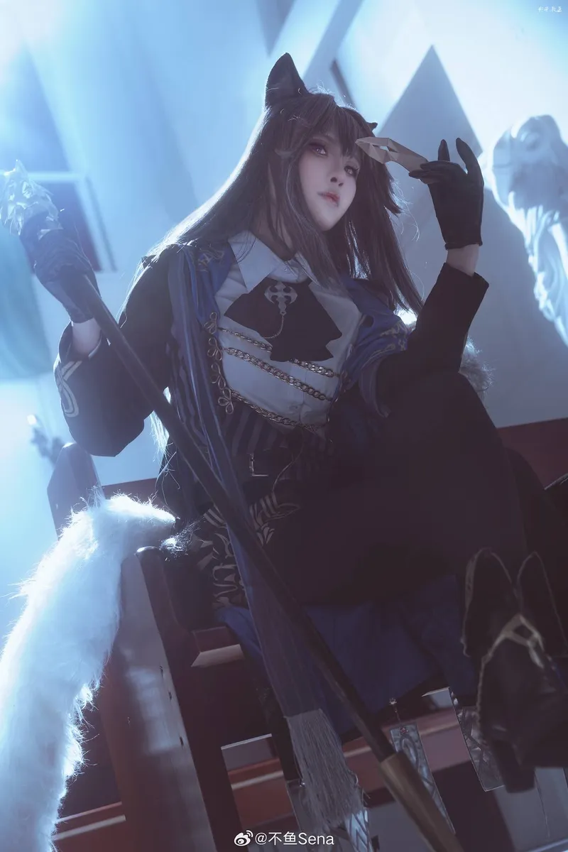 《明日方舟》缄默德克萨斯cosplay展示