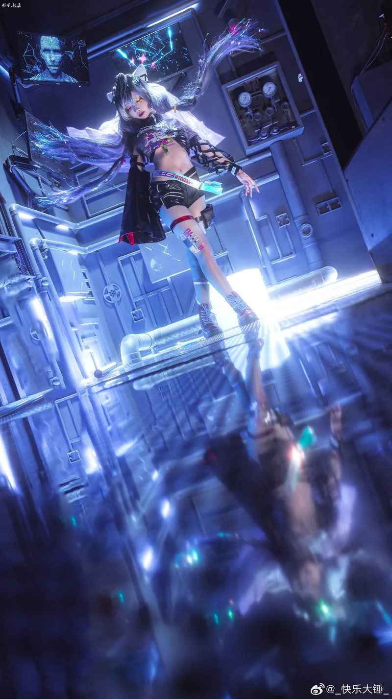 《无期迷途》COS展示