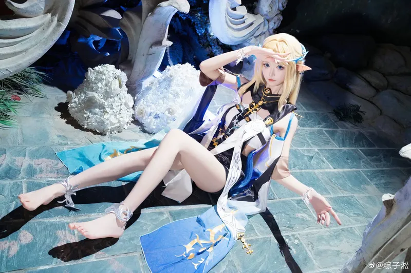 《鸣潮》卡提希娅COS展示