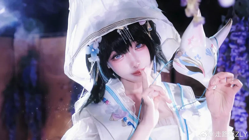 《战双帕弥什》赛琳娜cosplay-唯美月光下的角色还原