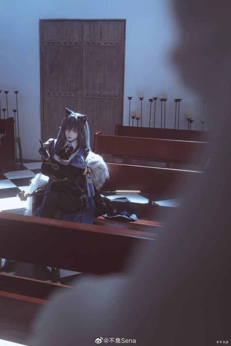 《明日方舟》缄默德克萨斯cosplay展示