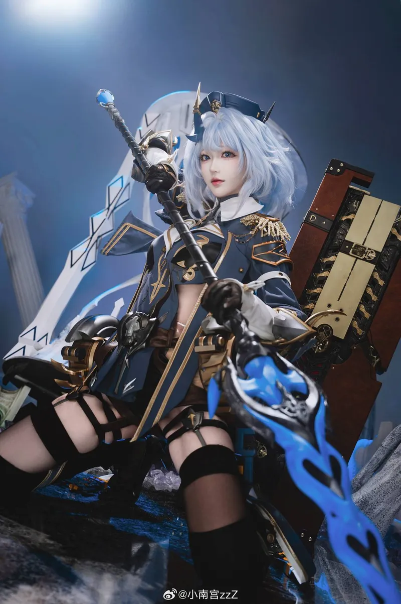 黎瑟二重螺旋cosplay展示