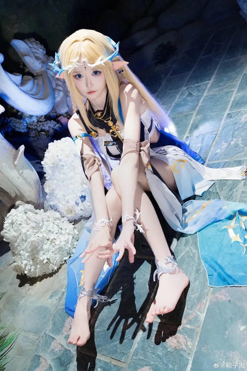 《鸣潮》卡提希娅COS展示