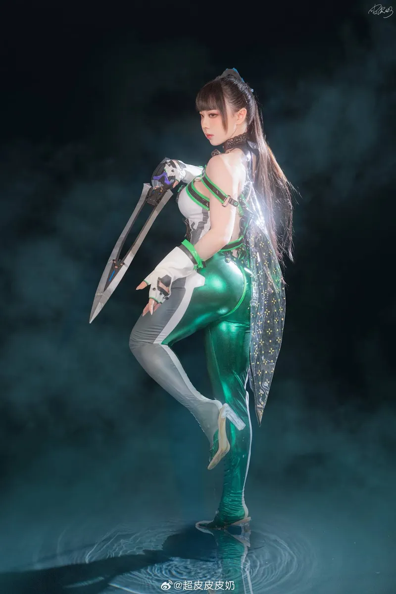 《剑星》伊芙cosplay展示