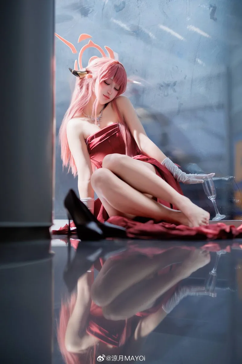 《蔚蓝档案》陆八魔爱露cosplay