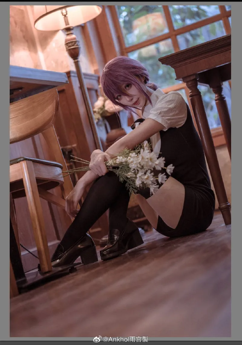 《电锯人》蕾塞COS展示