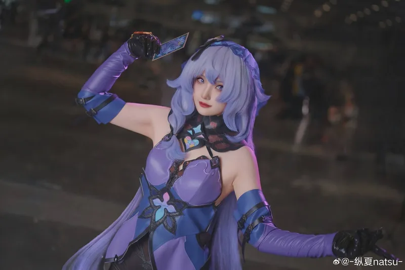 《崩坏星穹铁道》黑天鹅COS展示-E次元精美还原