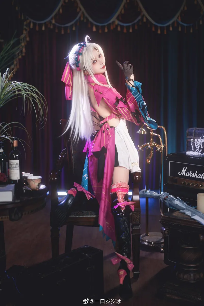 《鸣潮》珂莱塔Cosplay展示