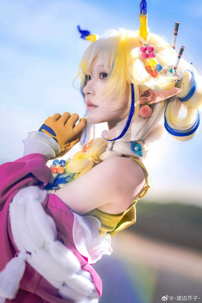 《明日方舟》黍cosplay展示