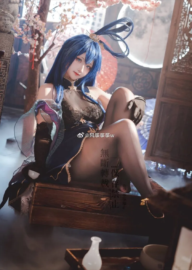 《碧蓝航线》花园Cosplay展示