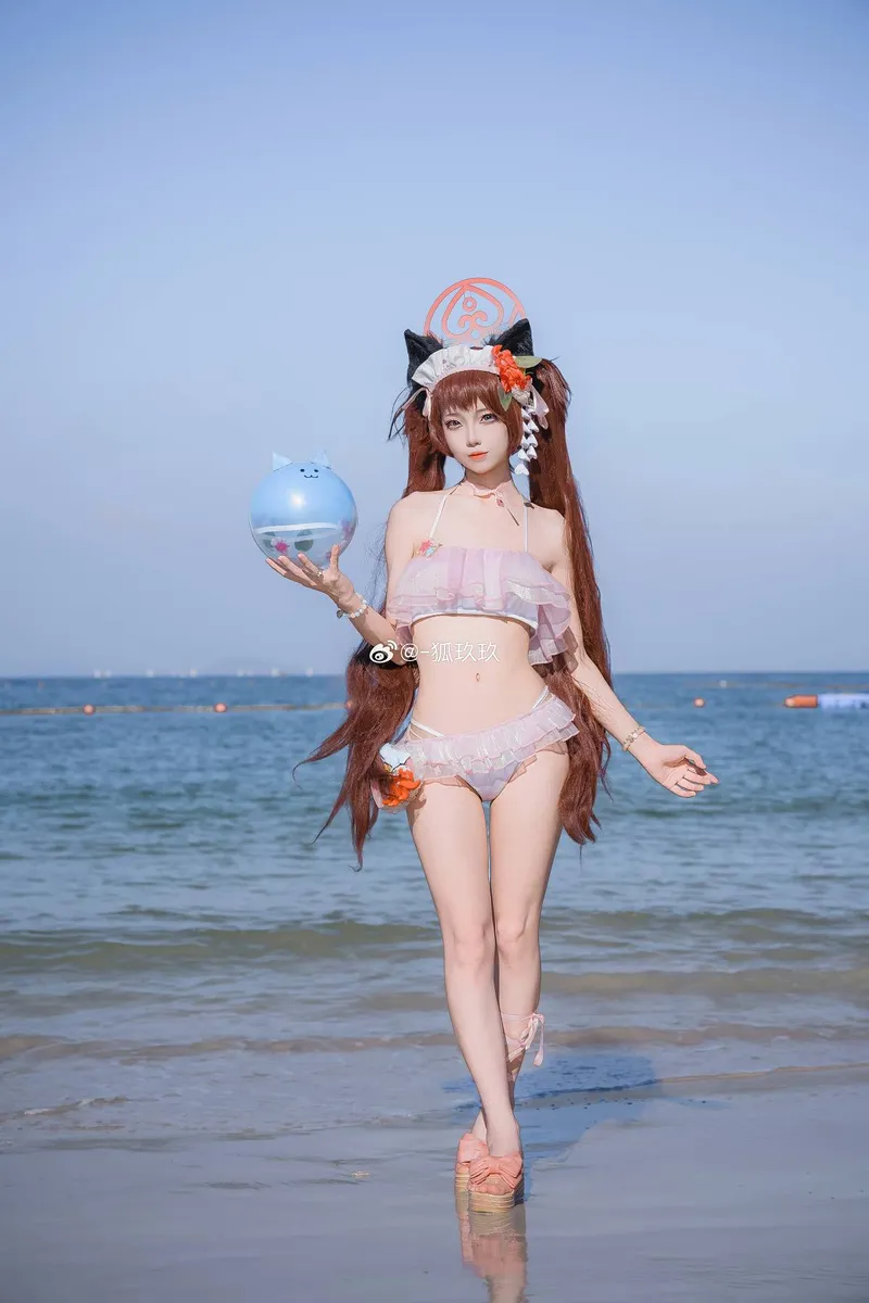 《蔚蓝档案》河和静子cosplay展示