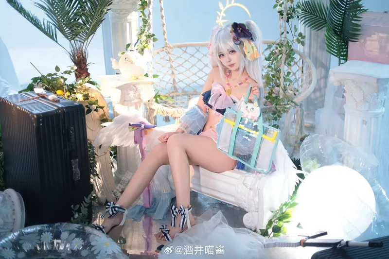 《蔚蓝档案》白洲梓COS展示