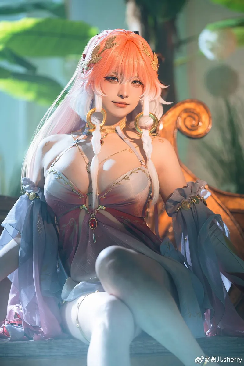 《鸣潮》长离cosplay