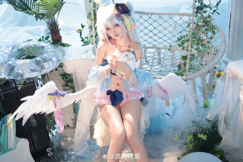 《蔚蓝档案》白洲梓COS展示