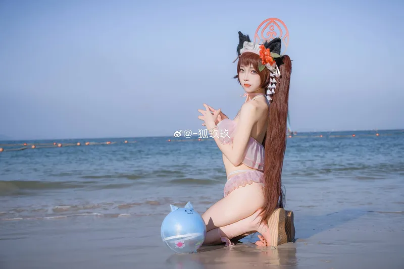 《蔚蓝档案》河和静子cosplay展示