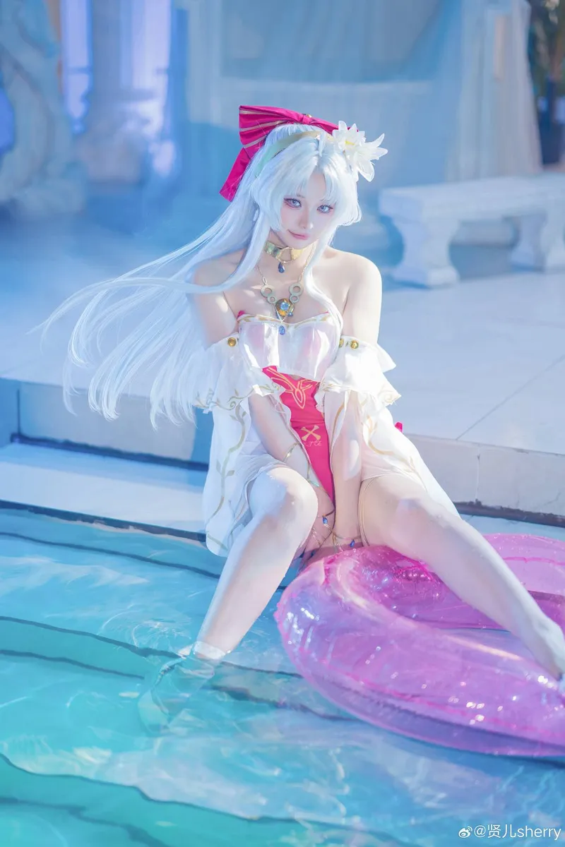 《鸣潮》珂莱塔cosplay展示