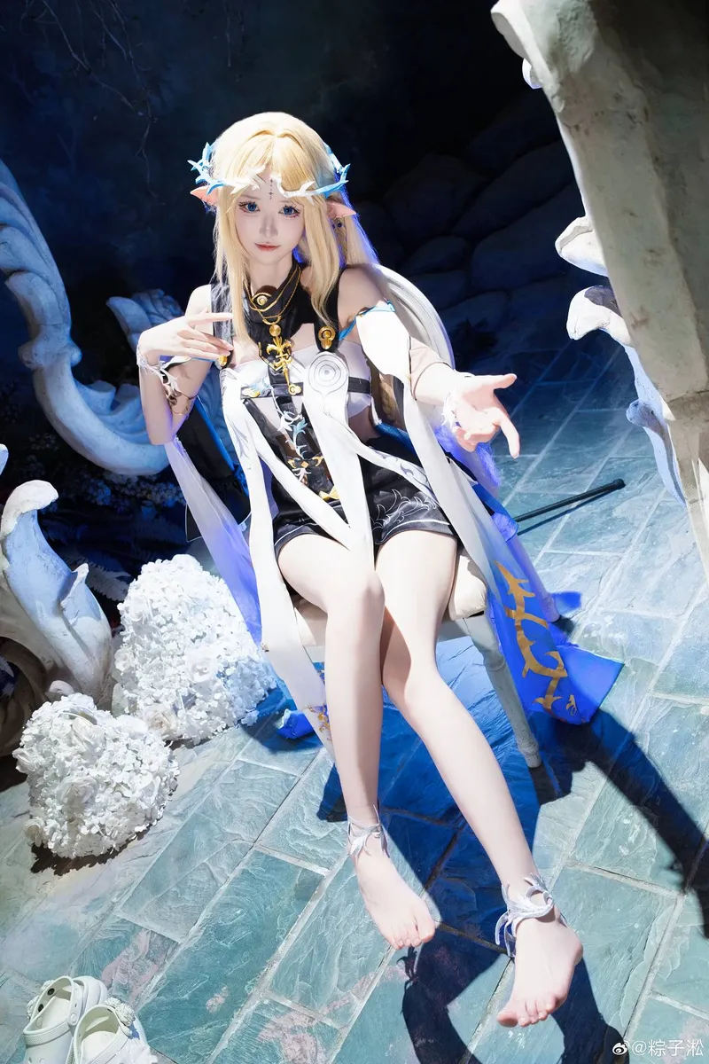 《鸣潮》卡提希娅COS展示