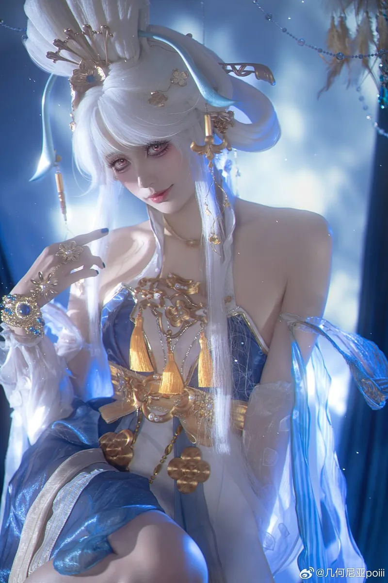 《王者荣耀》嫦娥cosplay展示