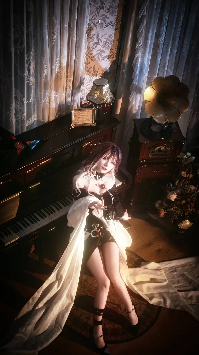 《无期迷途》瑟琳cosplay展示