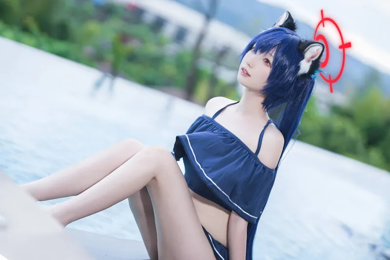 《蔚蓝档案》黑见芹香cosplay展示