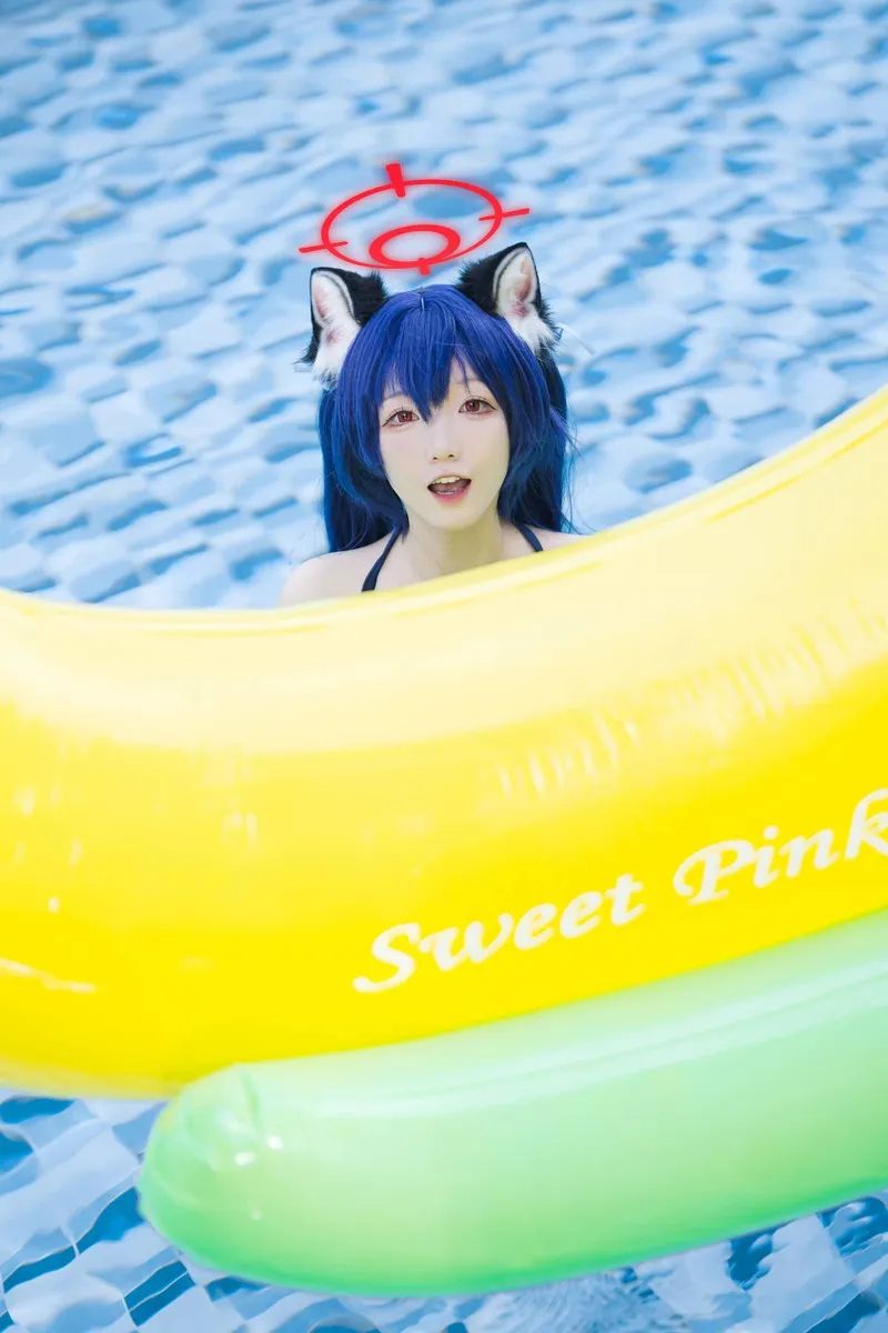 《蔚蓝档案》黑见芹香cosplay展示