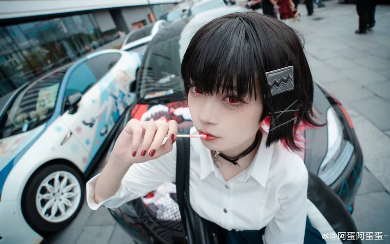 《绝区零》艾莲·乔cosplay展示