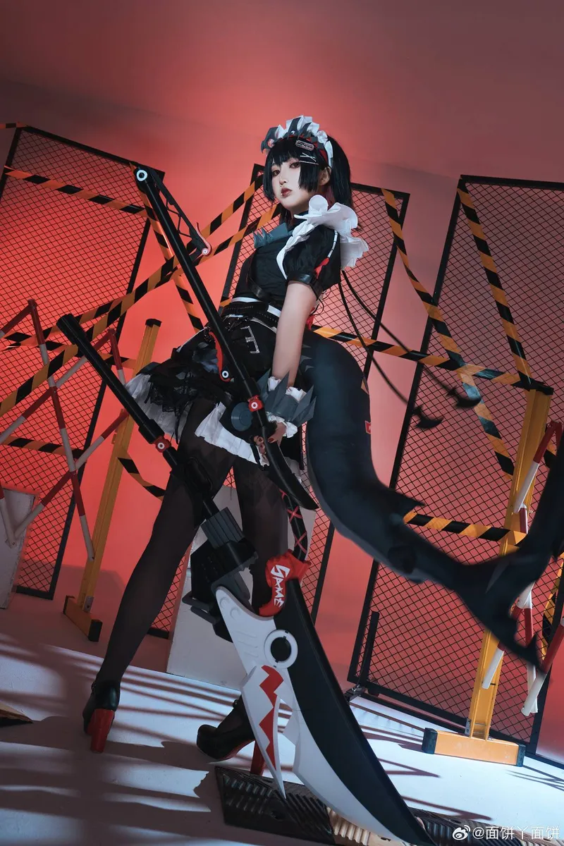 《绝区零》艾莲乔cosplay展示