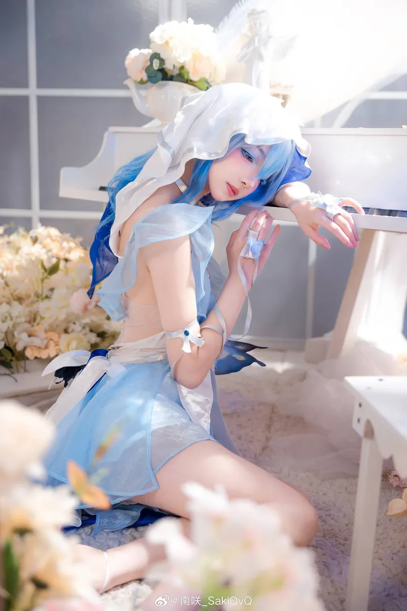 《鸣潮》守岸人cosplay展示