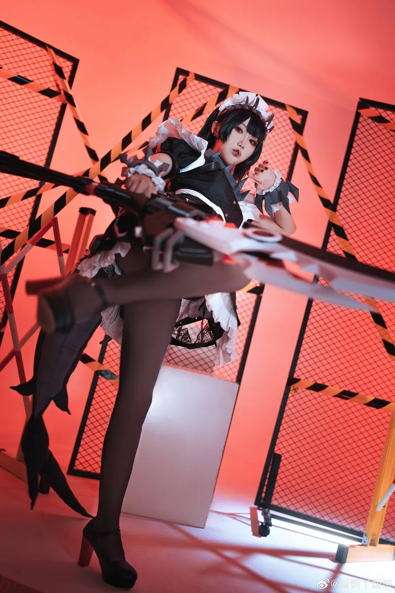 《绝区零》艾莲乔cosplay展示