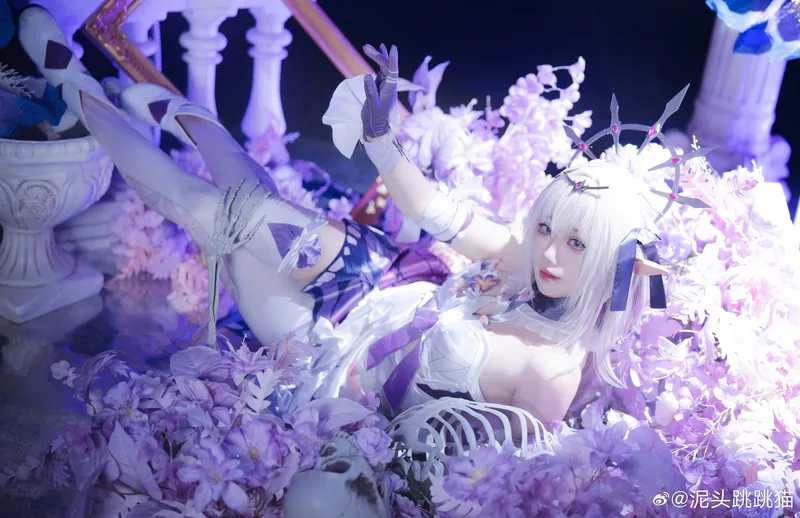 《崩坏星穹铁道》遐蝶cosplay展示