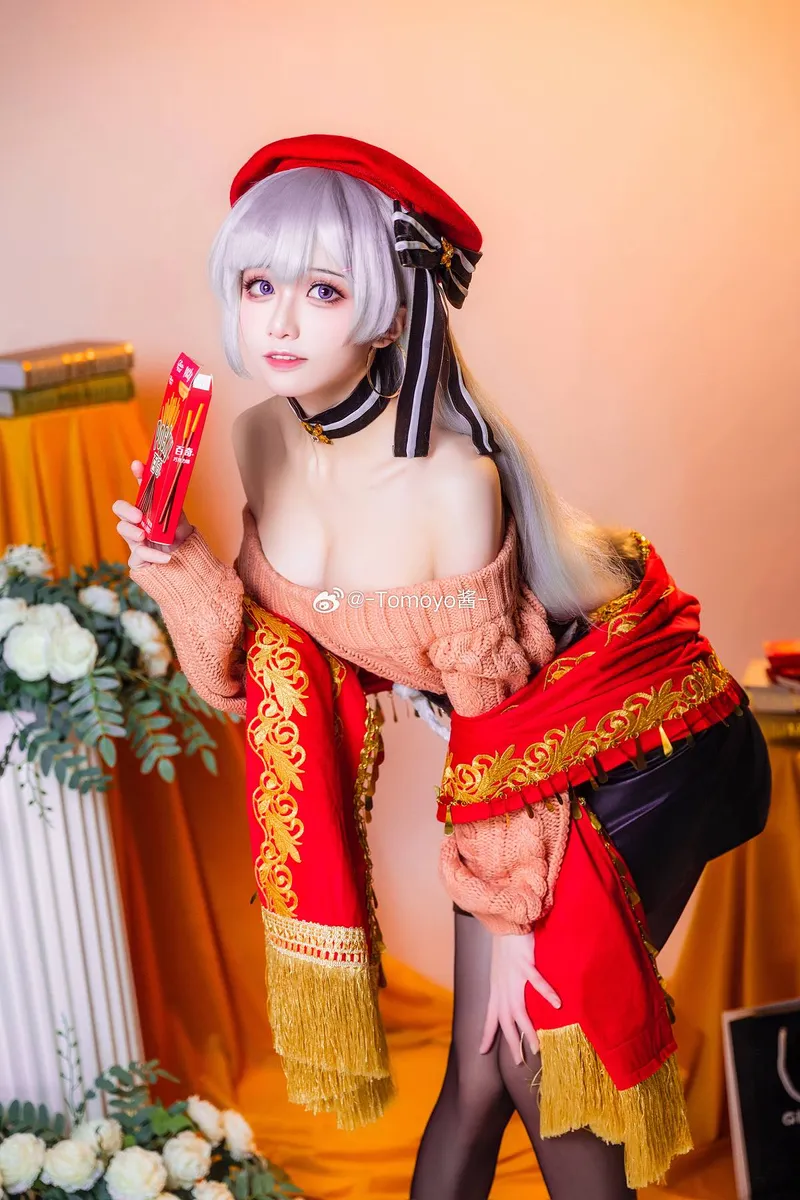 《碧蓝航线》贝尔法斯特cosplay展示