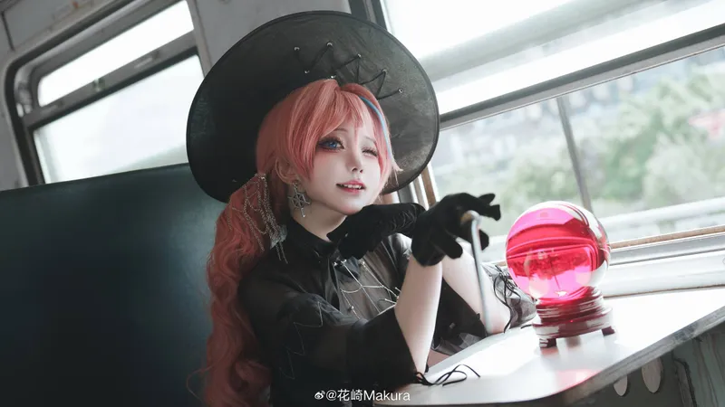 雷索纳斯马吉拉cosplay展示