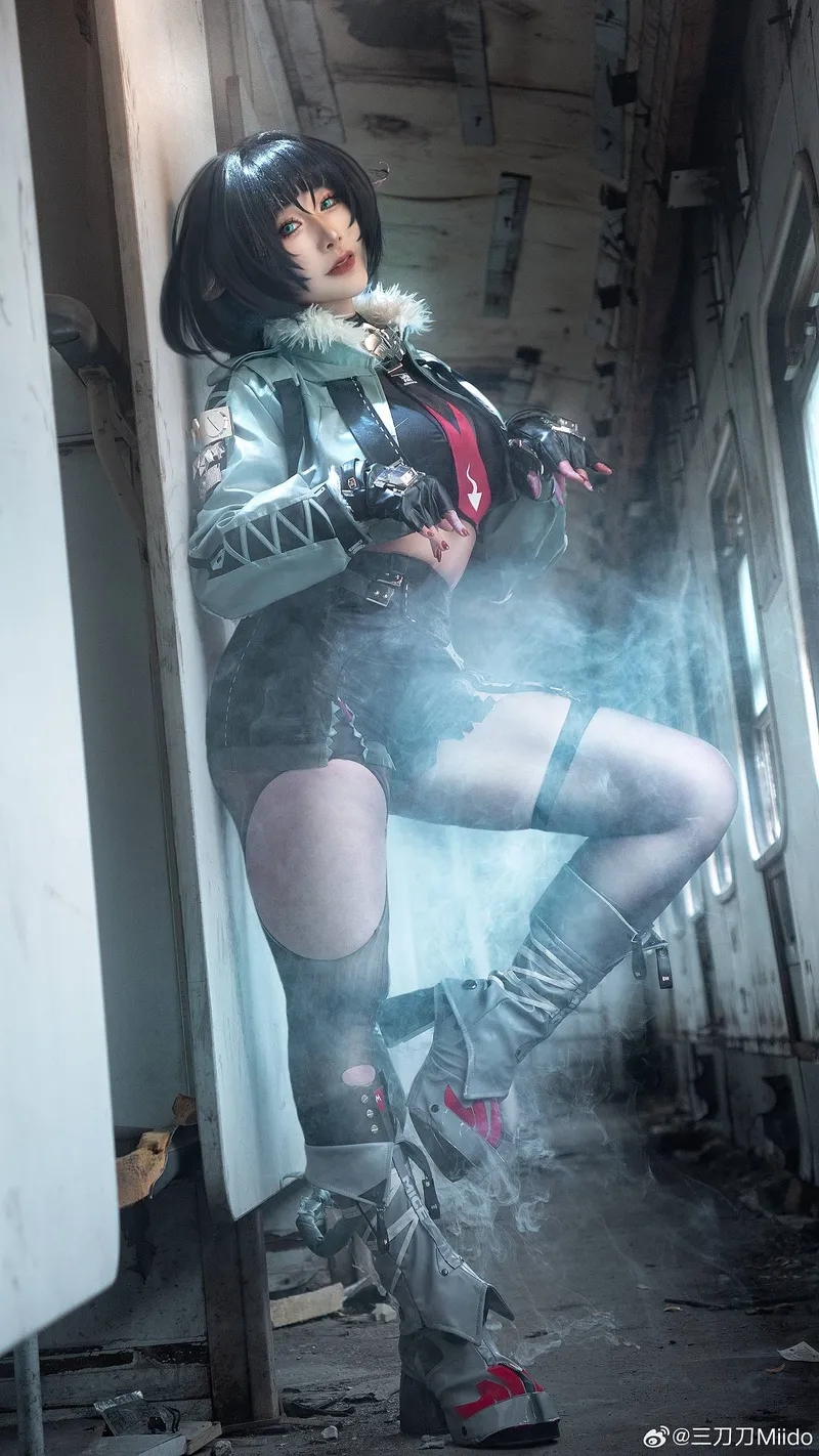 《绝区零》简杜cosplay展示