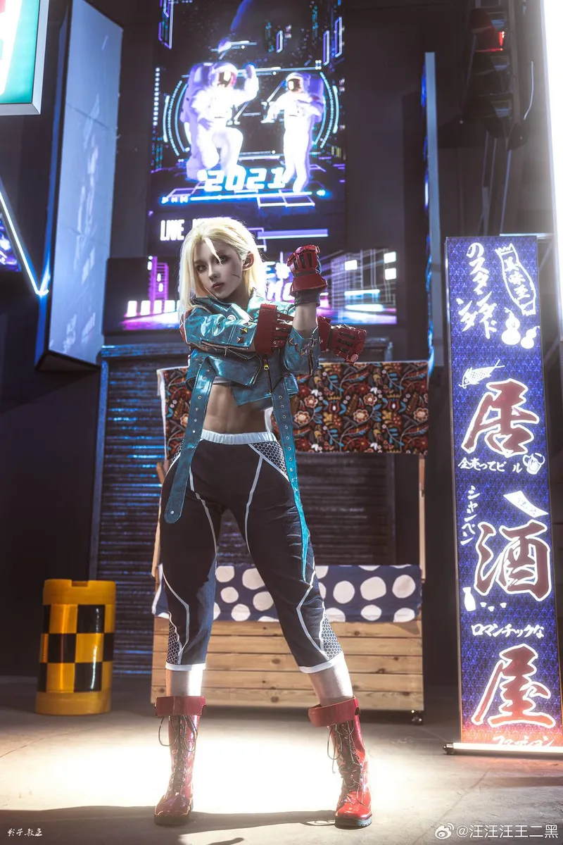 《街霸6》嘉米Cosplay展示