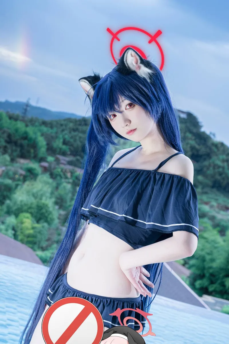 《蔚蓝档案》黑见芹香cosplay展示