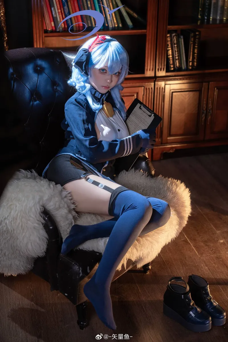 《蔚蓝档案》天雨亚子cosplay展示