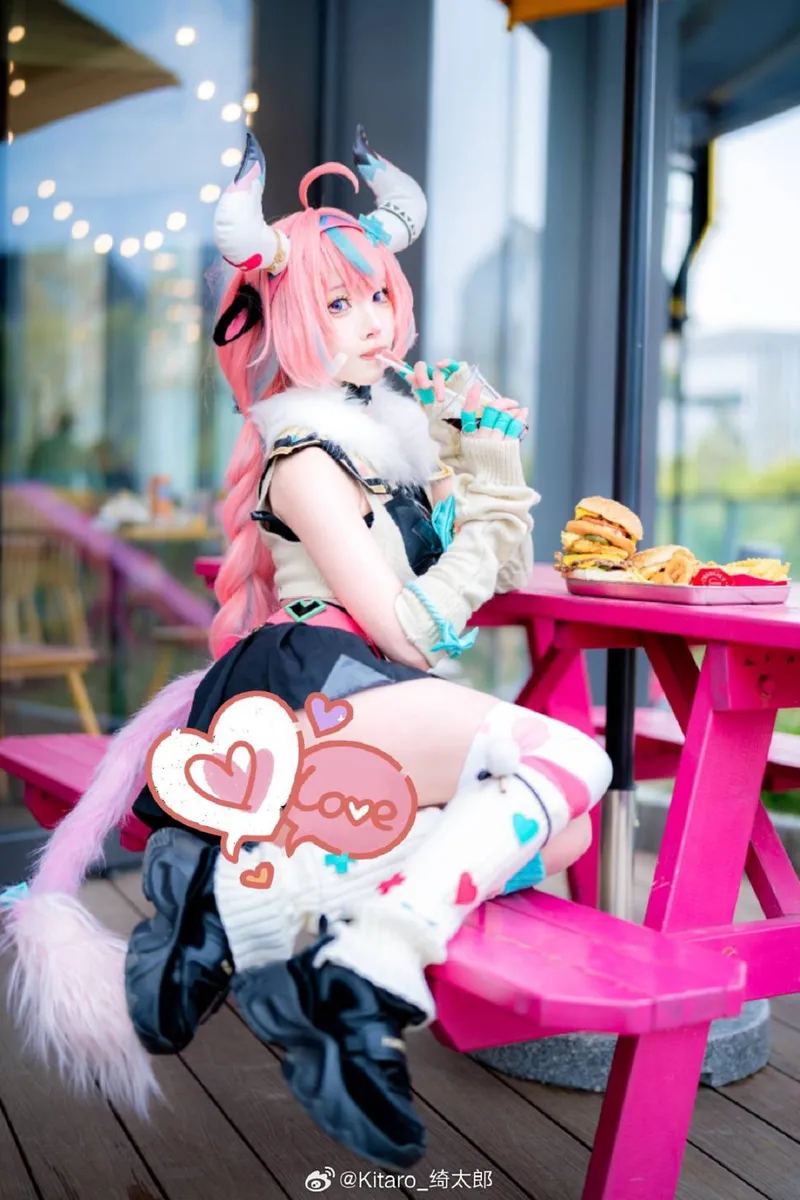 《原神》瓦雷莎cosplay展示