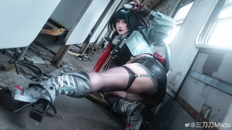 《绝区零》简杜cosplay展示