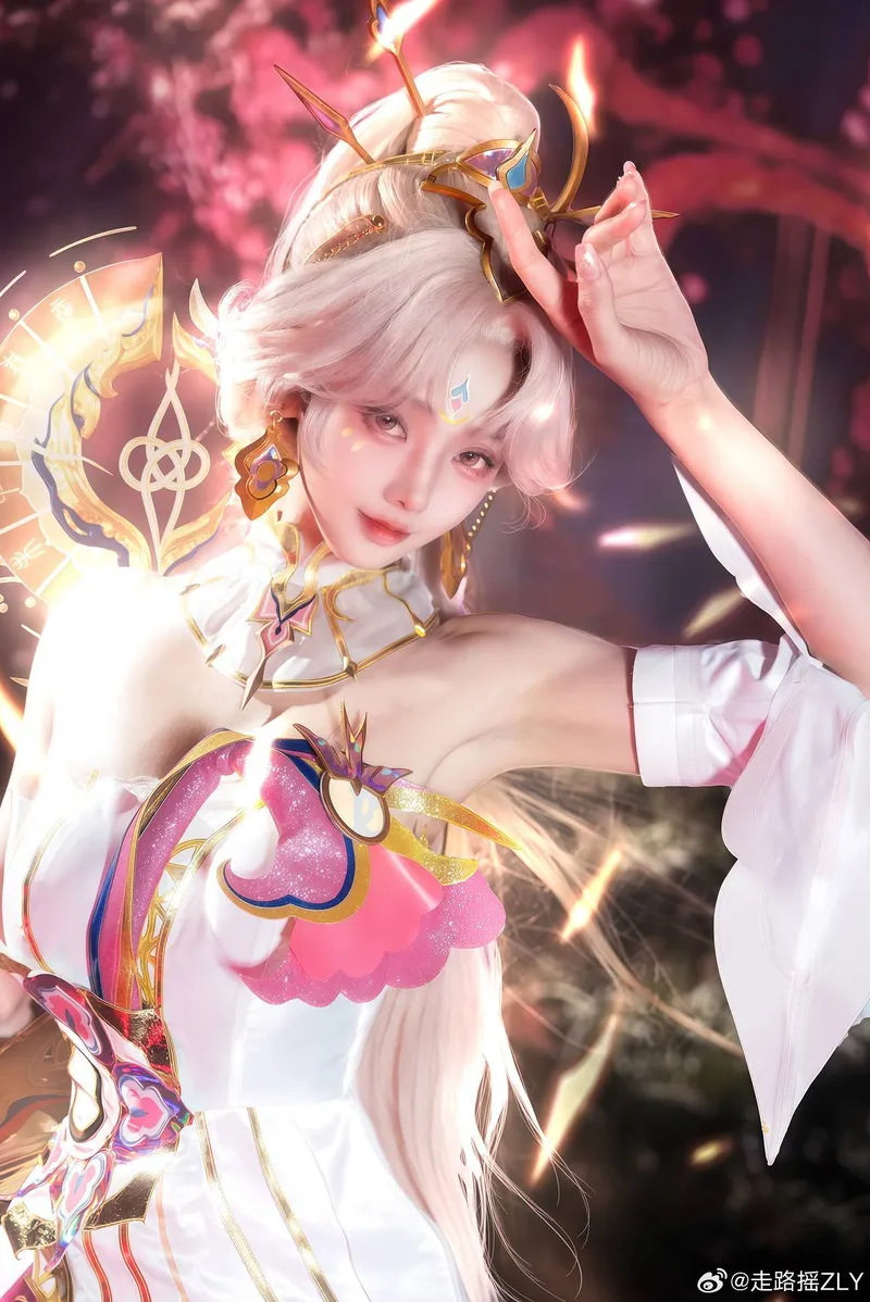 《王者荣耀》虞姬cosplay展示-唯美还原角色魅力