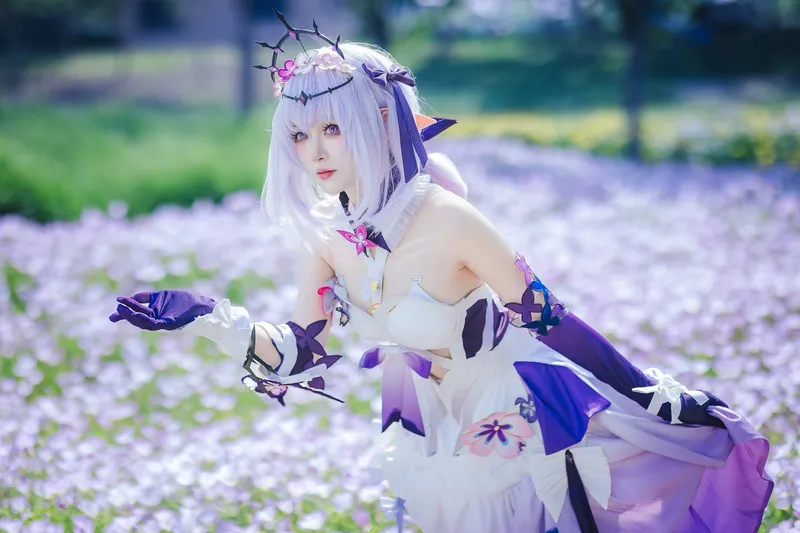 《崩坏：星穹铁道》遐蝶cosplay展示