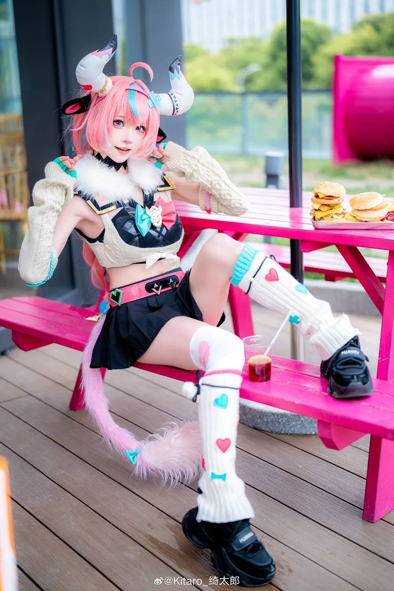 《原神》瓦雷莎cosplay展示