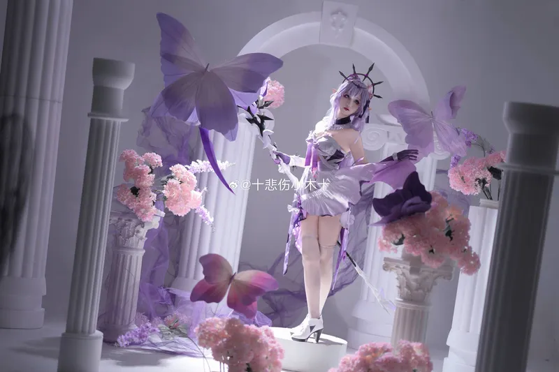 《崩坏·星穹铁道》遐蝶cosplay展示