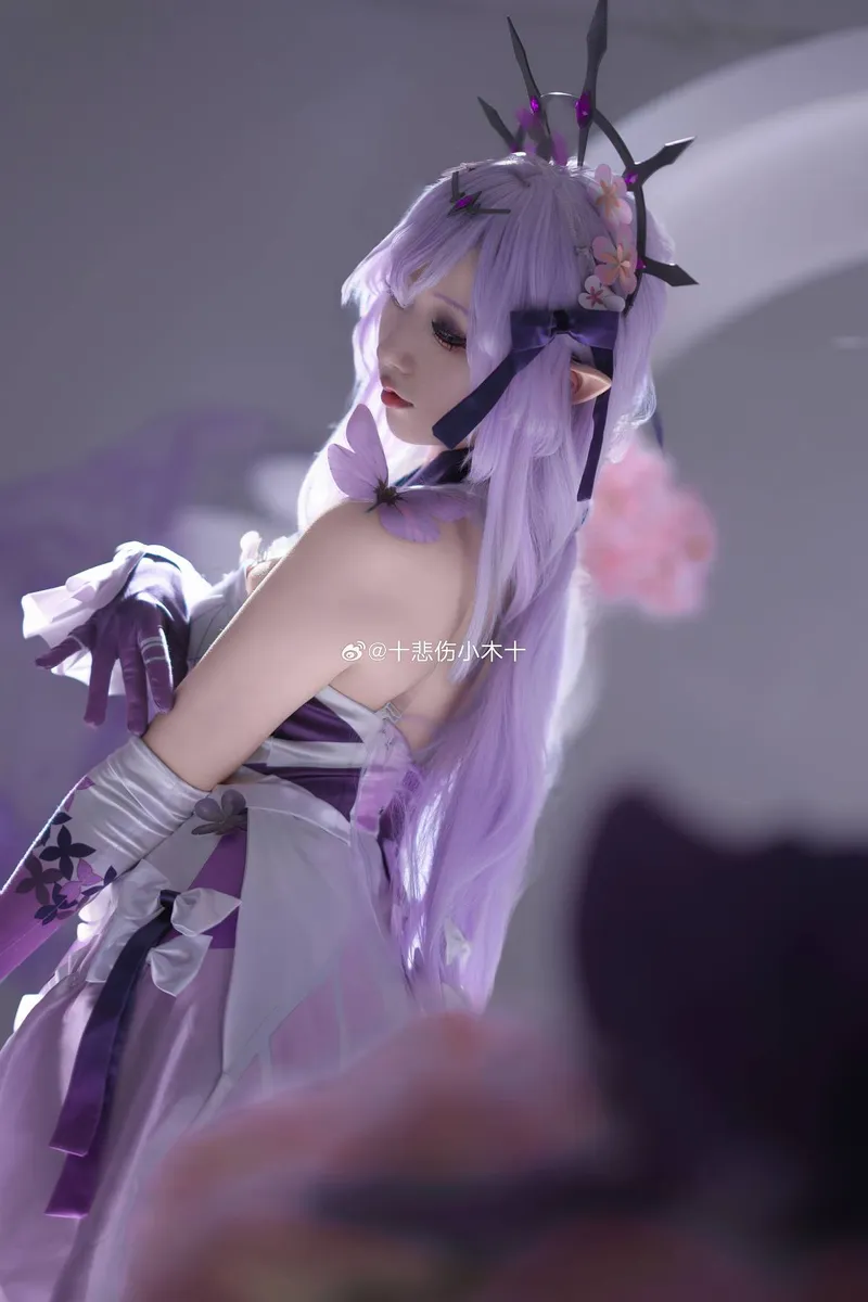《崩坏·星穹铁道》遐蝶cosplay展示
