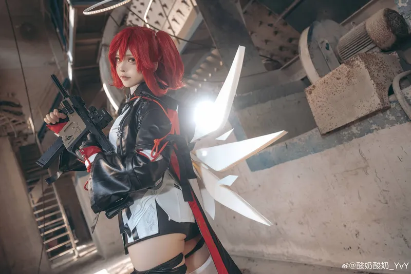 《明日方舟》新约能天使cosplay