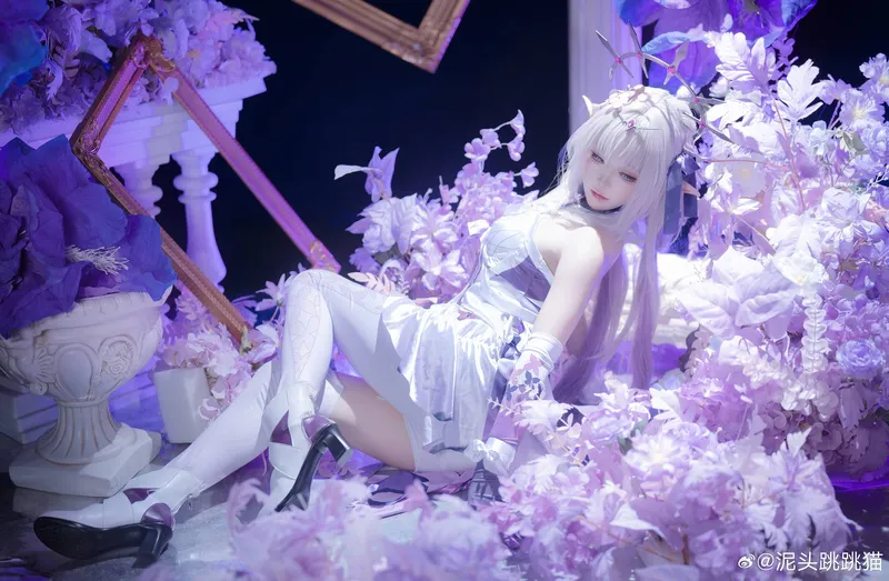 《崩坏星穹铁道》遐蝶cosplay展示