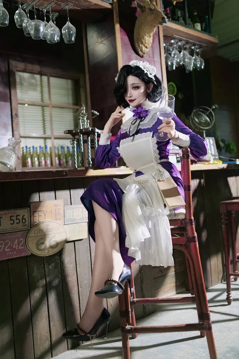 《重返未来1999》蓝手帕cosplay展示